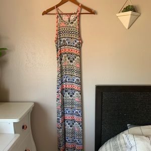 COPY - Old Navy multi colored comfortable maxi dress